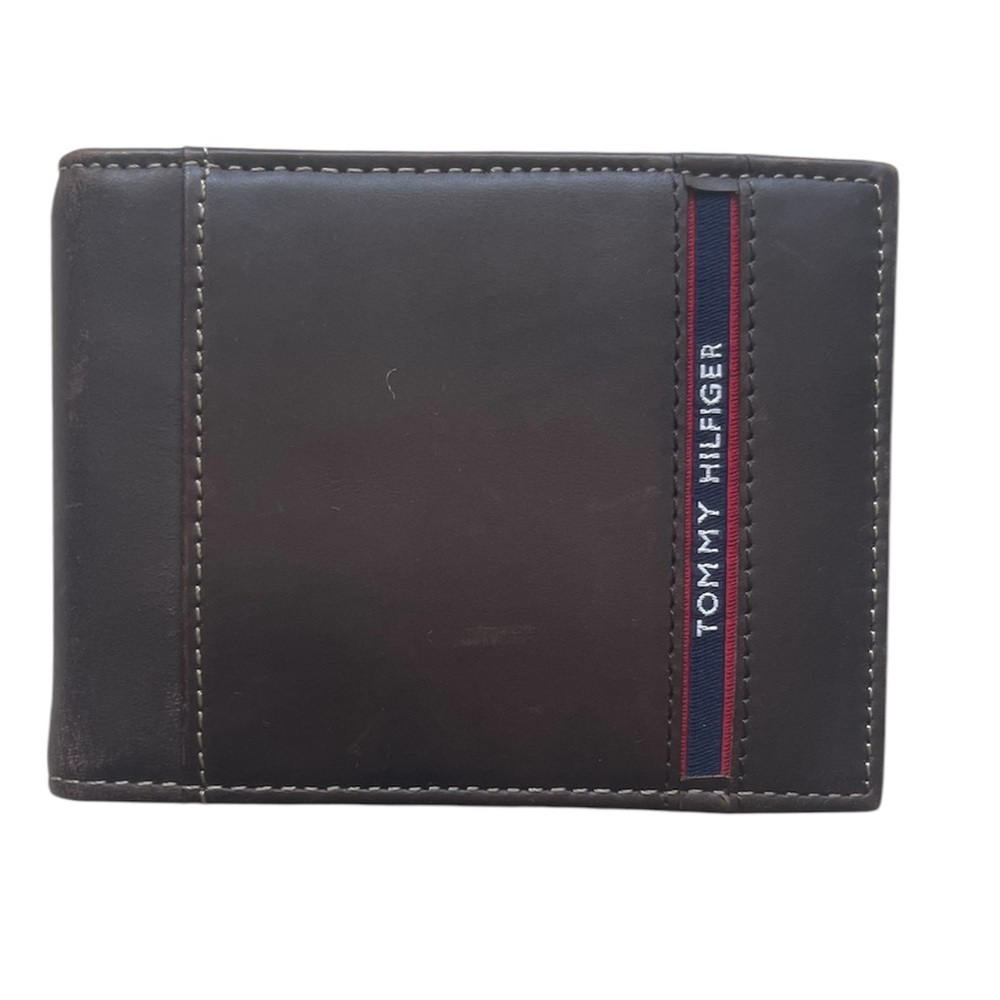 Tommy Hilfiger Brown Genuine Leather Bifold Wallet with ID Window